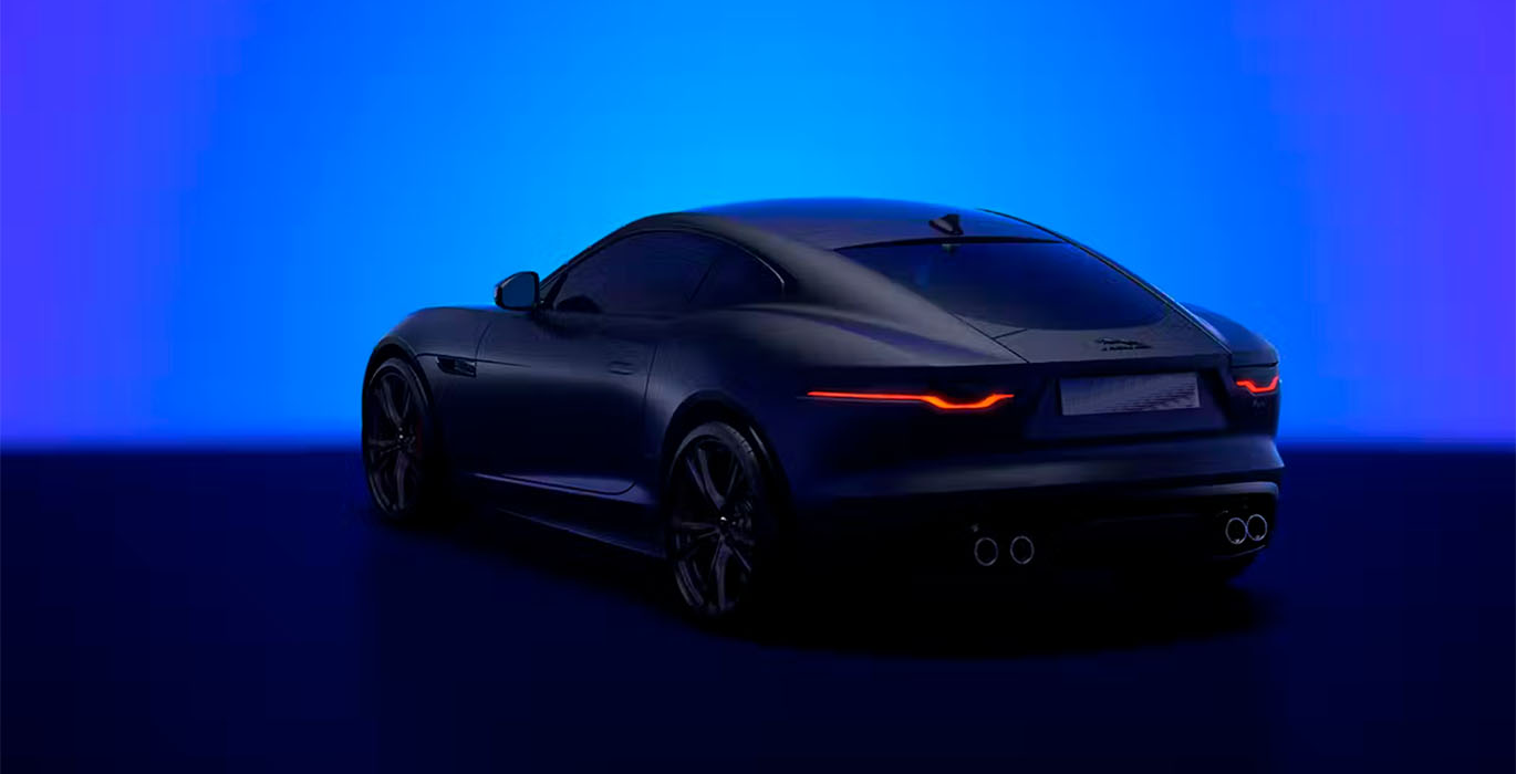 Jaguar-F-Type-2.0-I4-RWD-R-Dynamic-trasera