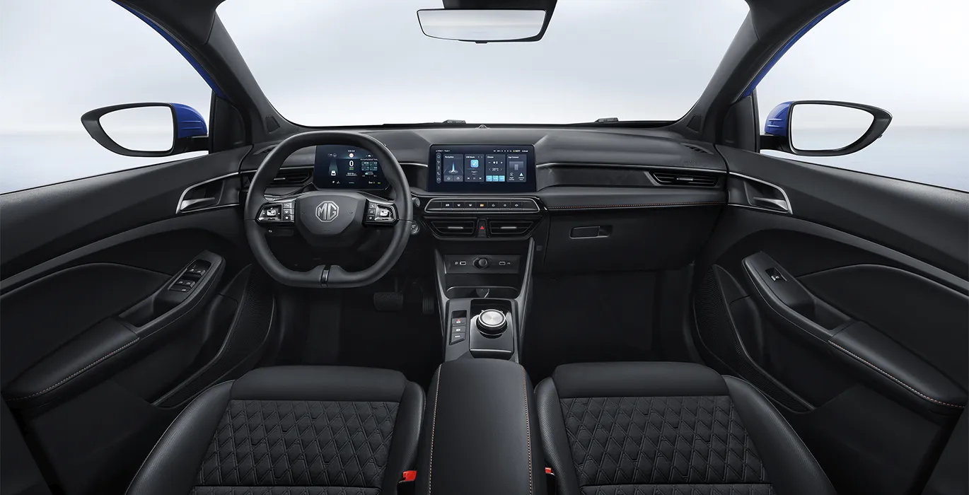 MG-3-Hybrid-Business-interior-delantera.webp