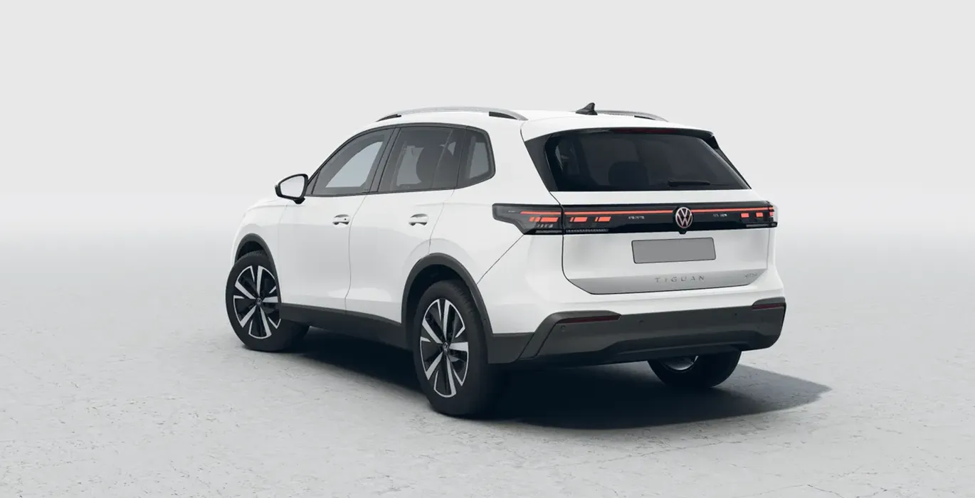 Volkswagen-Tiguan-Mas-1.5-eTSI-DSG-trasera-blanco.webp