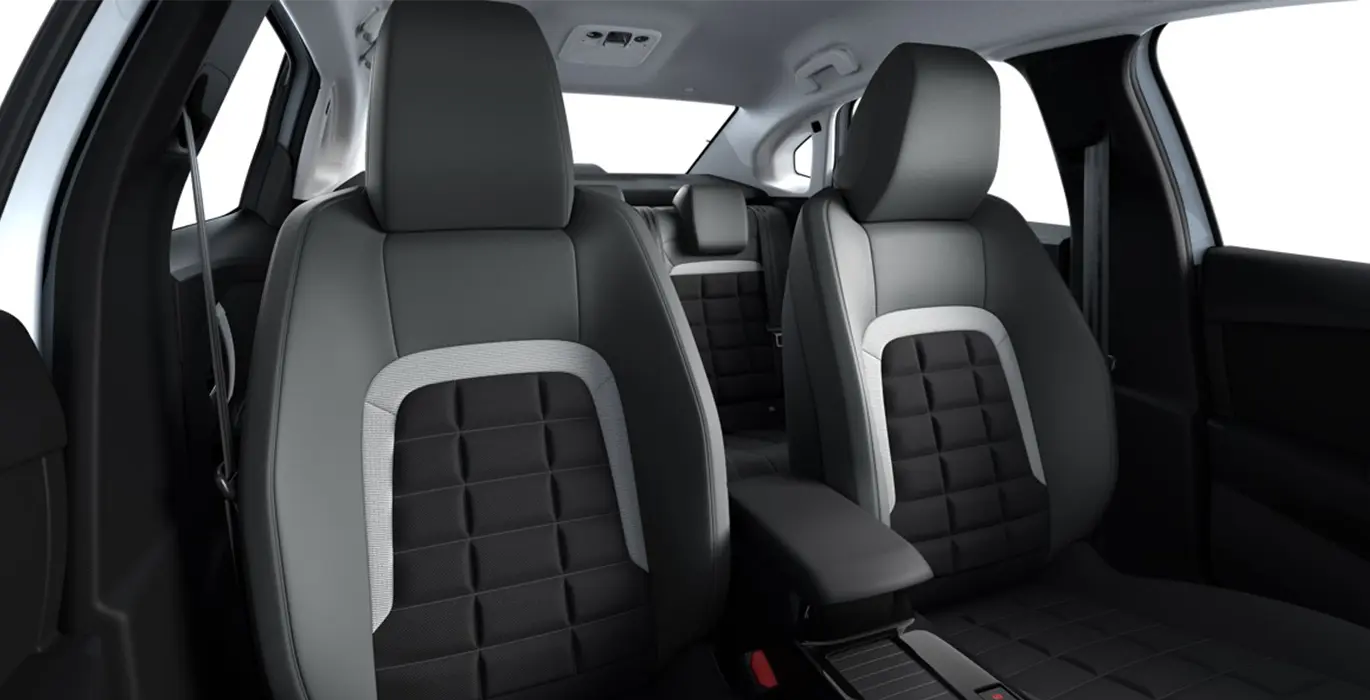 CITROEN-C4-X-Hybrid-Plus-interior-trasera