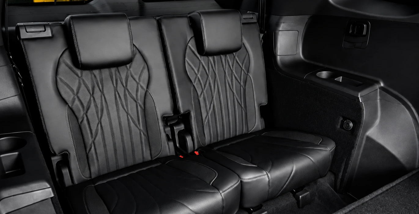 Jaecoo-8-PHEV-Exclusive-1.5-TGDI-3DHT-AWD-7p.-interior-trasera