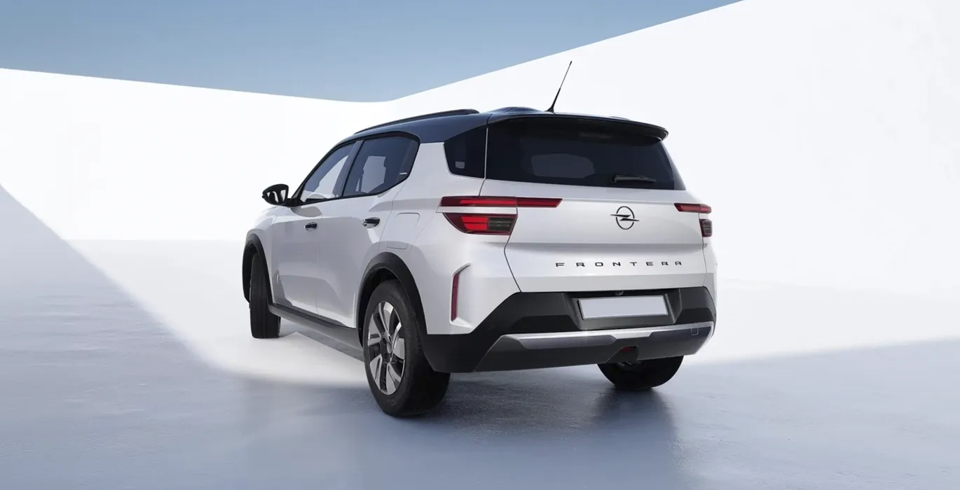 Opel-Frontera-1.2T-XHT-Hybrid-EDCT6-107kW-Ultimate-trasera-blanco