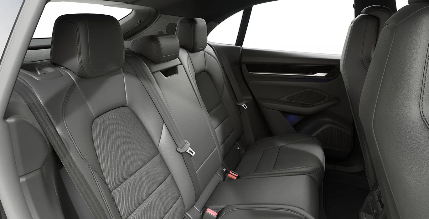 Porsche-Macan-4-408CV-interior-trasera